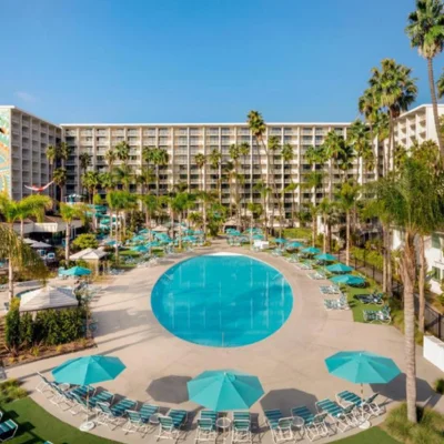 Town & Country Convention Center