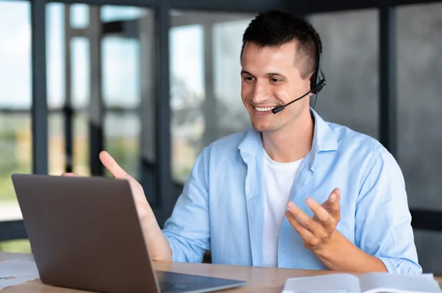 Virtual Assitant answering questions